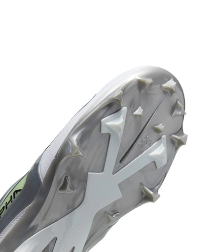 Nike Alpha Menace 4 Pro Football-Stollenschuh mit strapazierfähigem, atmungsaktivem Obermaterial und aggressiver Stollensohle für optimalen Grip.