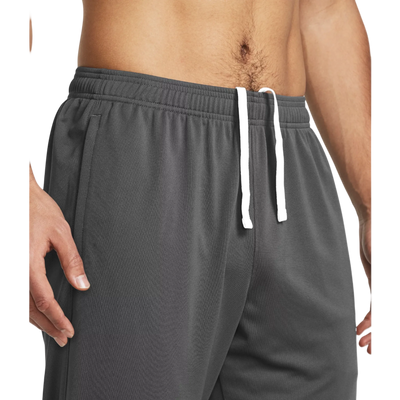 UA Challenger Mens Pants — size label and fabric composition tag